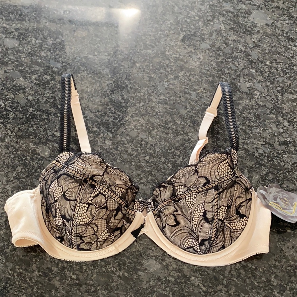 Women’s bra